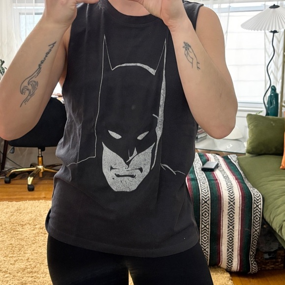 Black / Grey Batman Graphic Muscle Tee Tank Top - Sz small - Picture 4 of 13